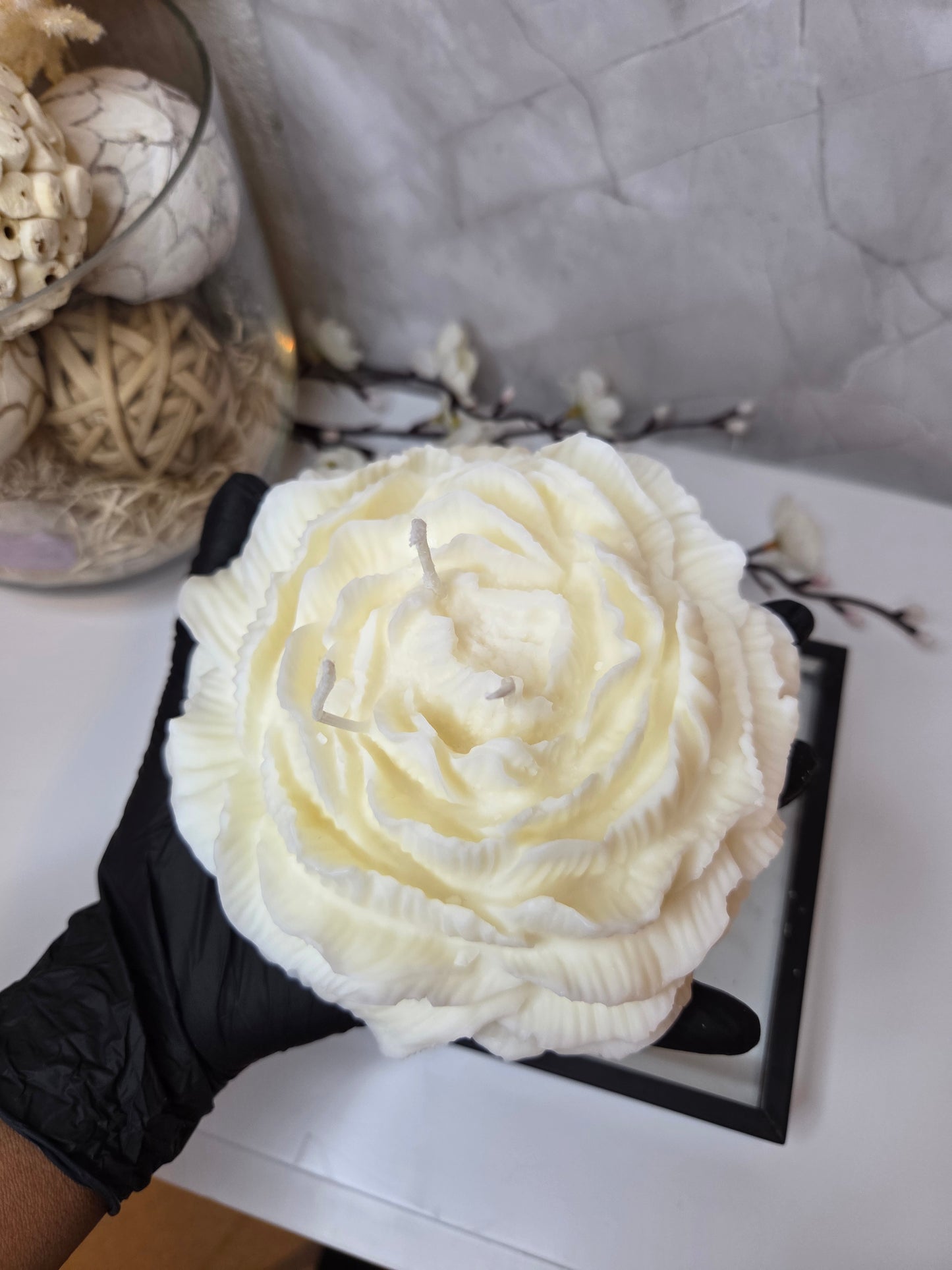 Très grande bougie pivoine décorative parfumée