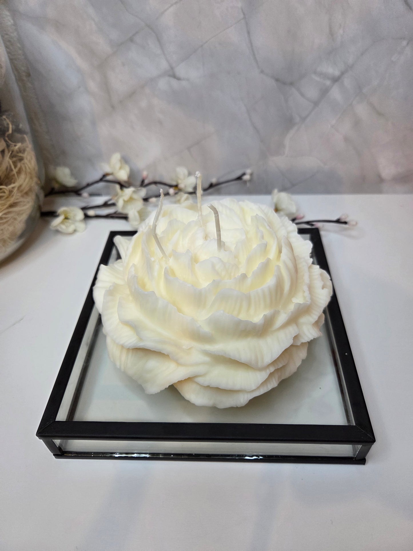 Très grande bougie pivoine décorative parfumée