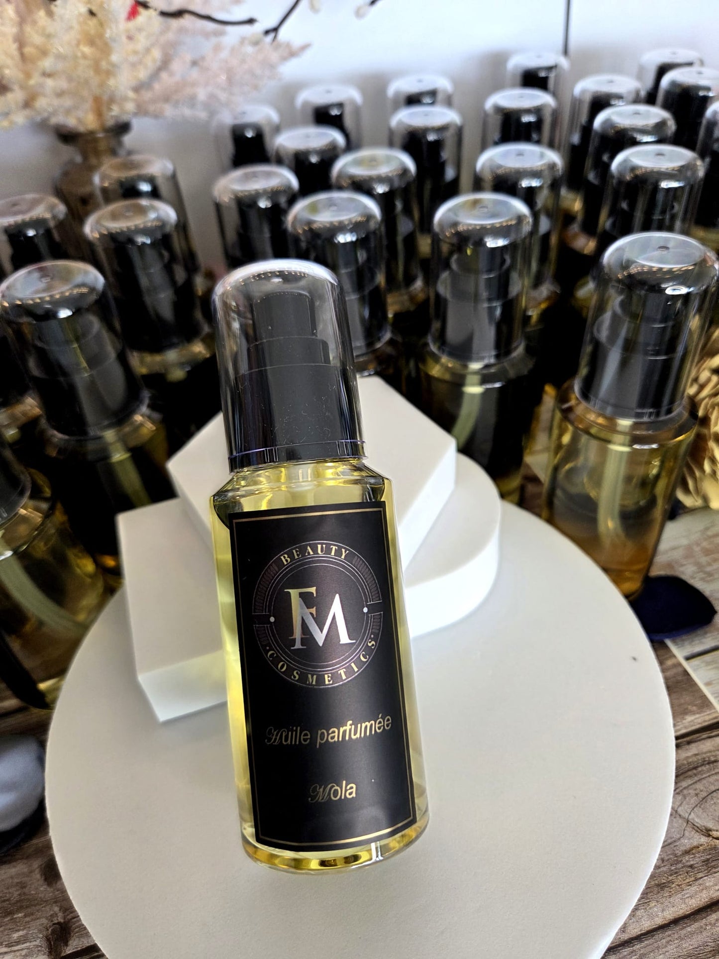 L’huile parfumées-Mola